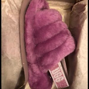 UGG fluff yeah slides